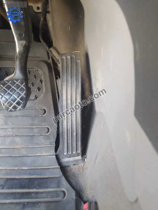 Çıkma vw caddy gaz pedalı