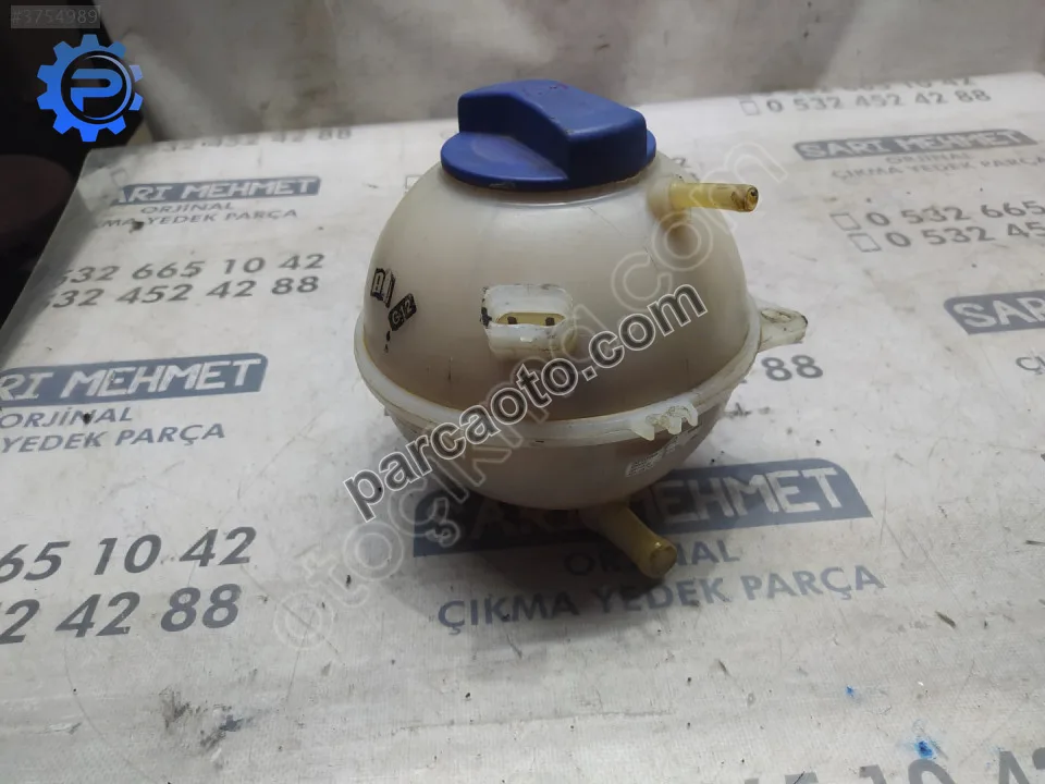 Volkswagen Bora Yedek Su Deposu - Konya Selçuklu