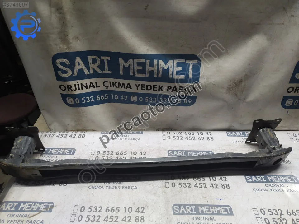 Çıkma vw golf 8 arka tampon demiri 5h0807816 td-01