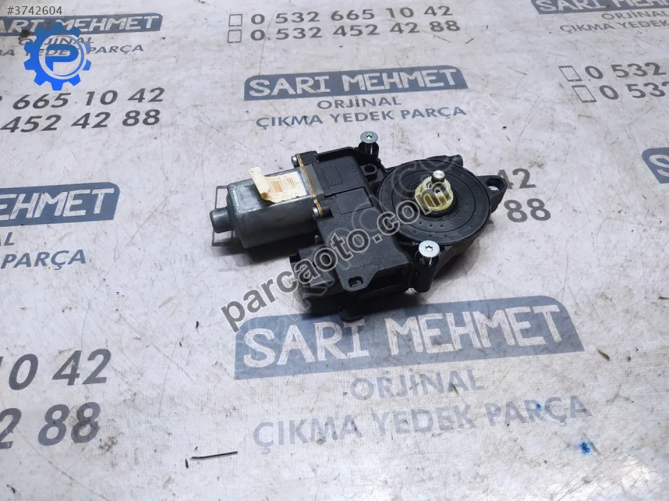 Çıkma peugeot bipper nemo fiorino sol ön cam motoru 130822398
