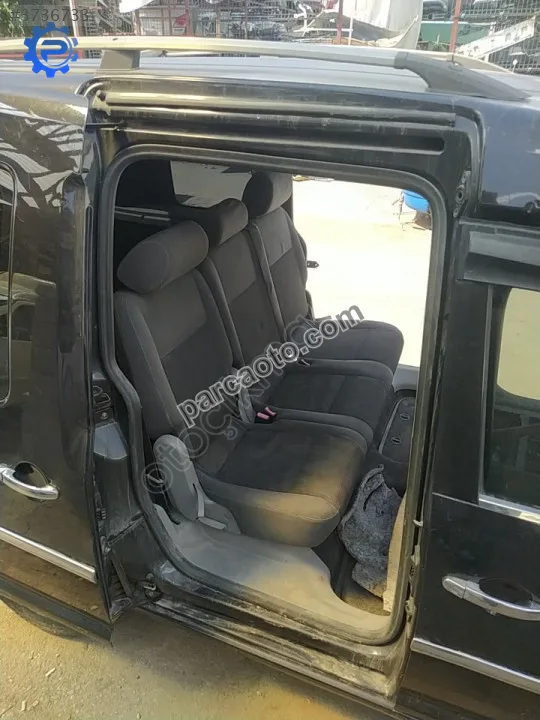 Çıkma vw caddy sağ sürgülü kapı çerçeve fitili