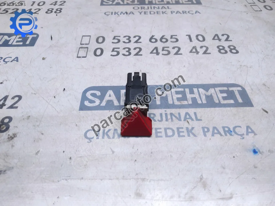 Çıkma vw caddy dörtlü flaşör düğmesi 1t0953509