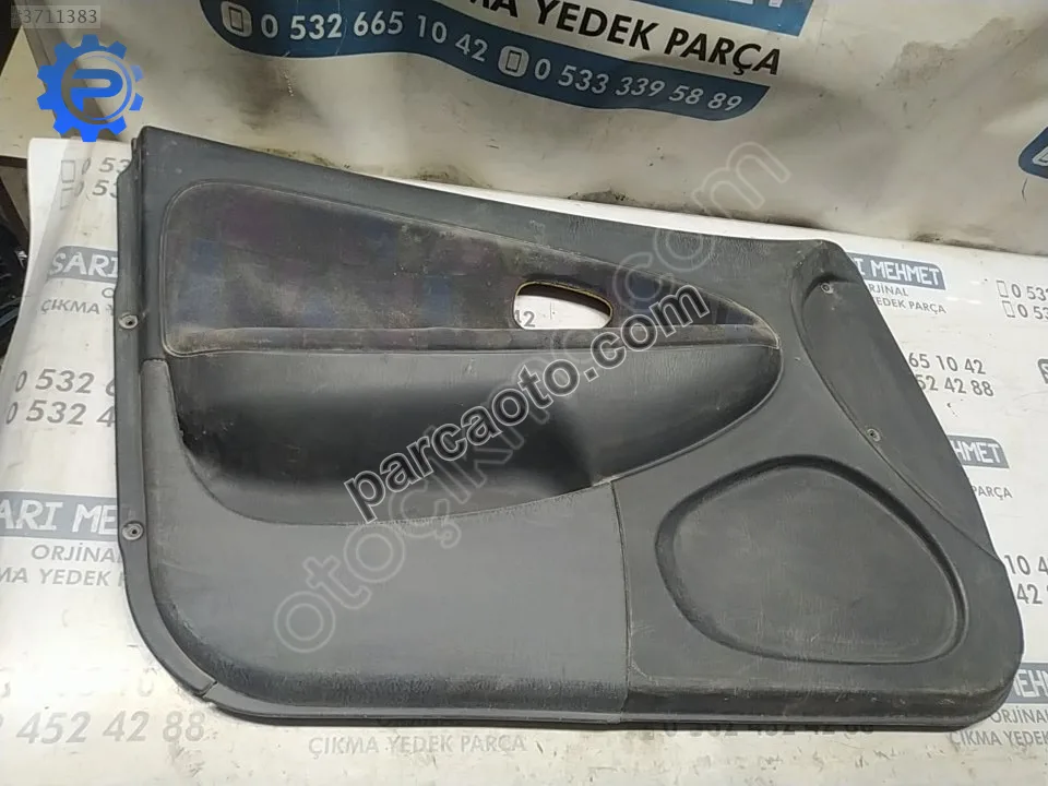Çıkma mitsubishi carisma sol ön kapı döşemesi d-422