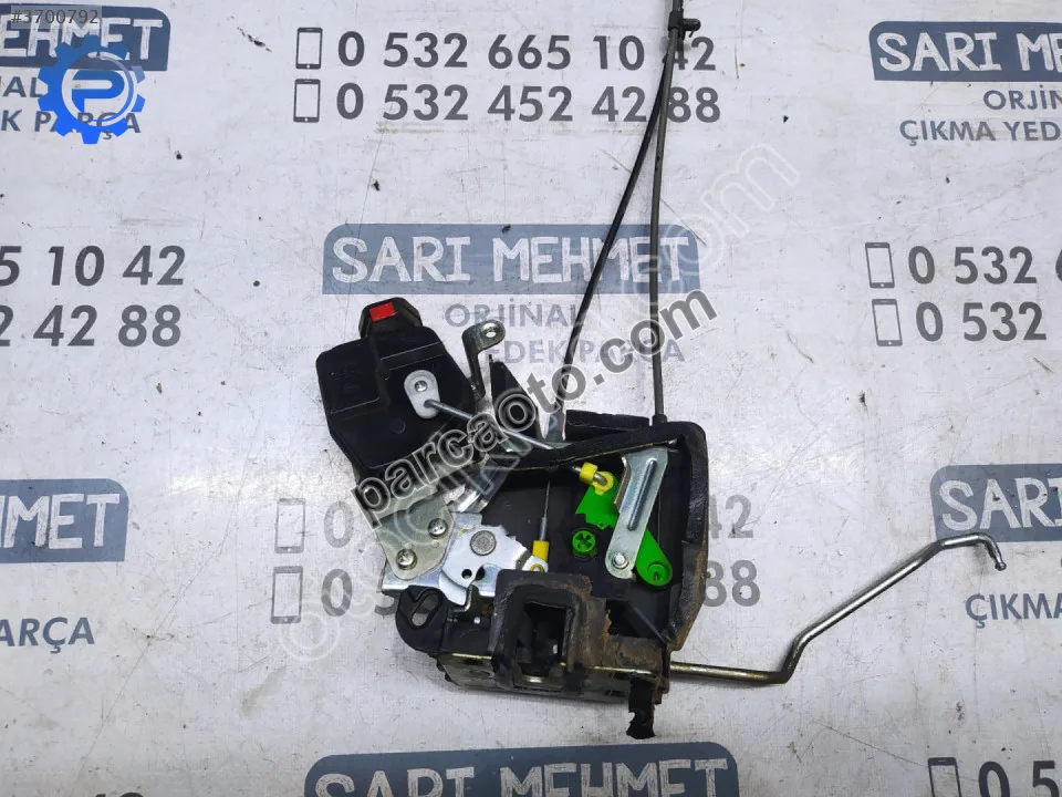 Çıkma hyundai accent era sağ ön kapı kilidi