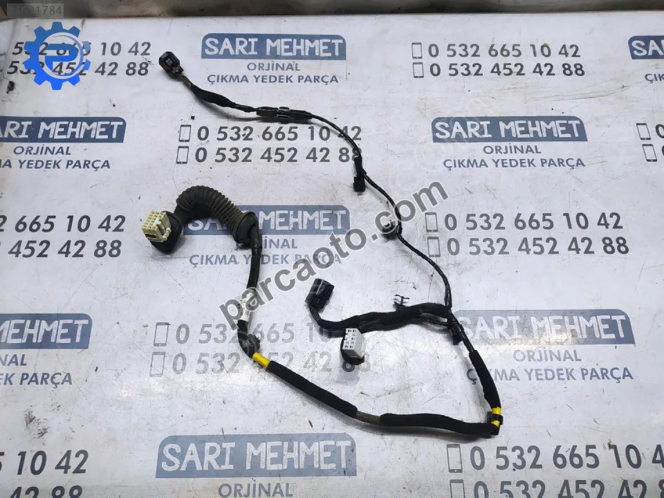 Çıkma hyundai accent era sağ arka kapı iç tesisatı