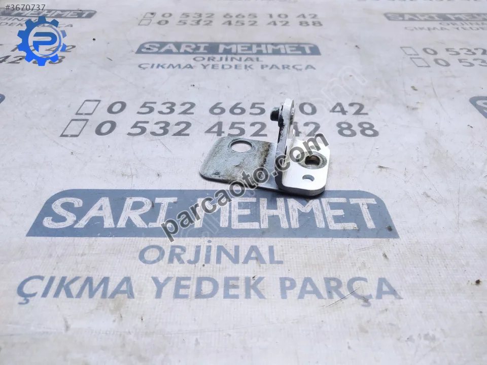 Audi Q7 Kapı Menteşesi - Konya Selçuklu