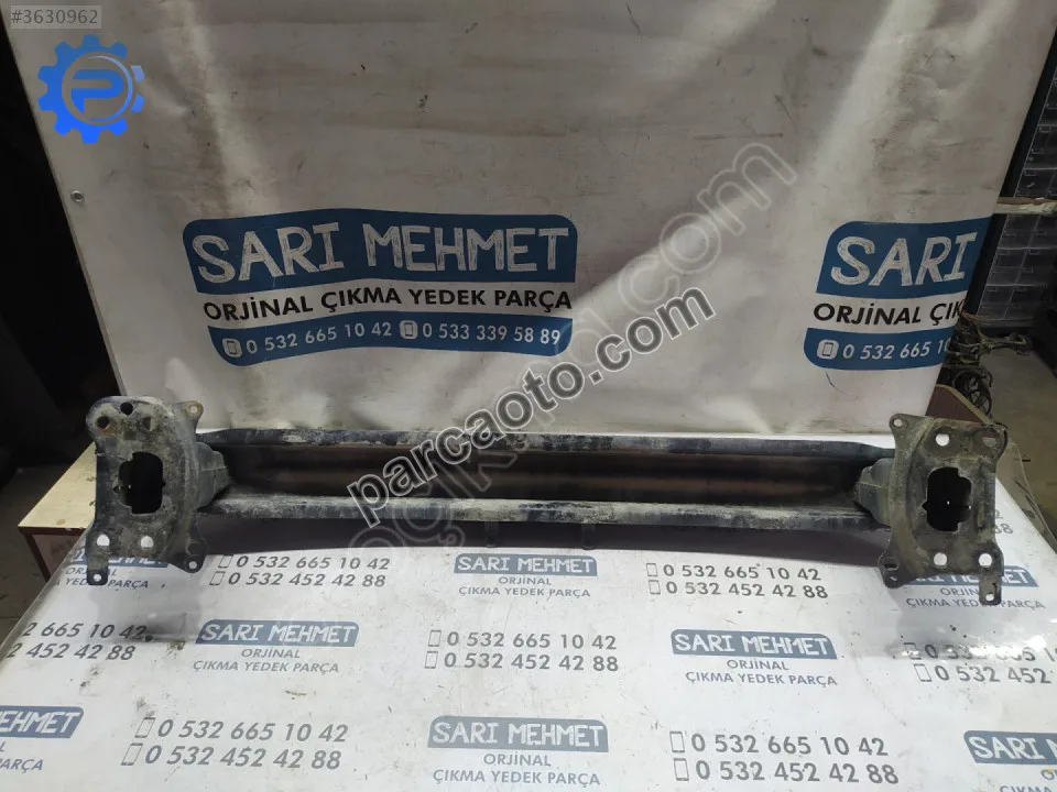 Volkswagen Passat Tampon Demiri - Konya Selçuklu