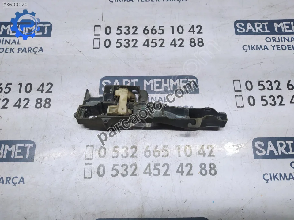 Çıkma peugeot 407 sol ön dış kapı kolu braketi
