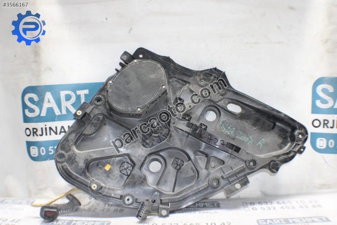 Çıkma ford fiesta sağ arka cam krikosu k-727
