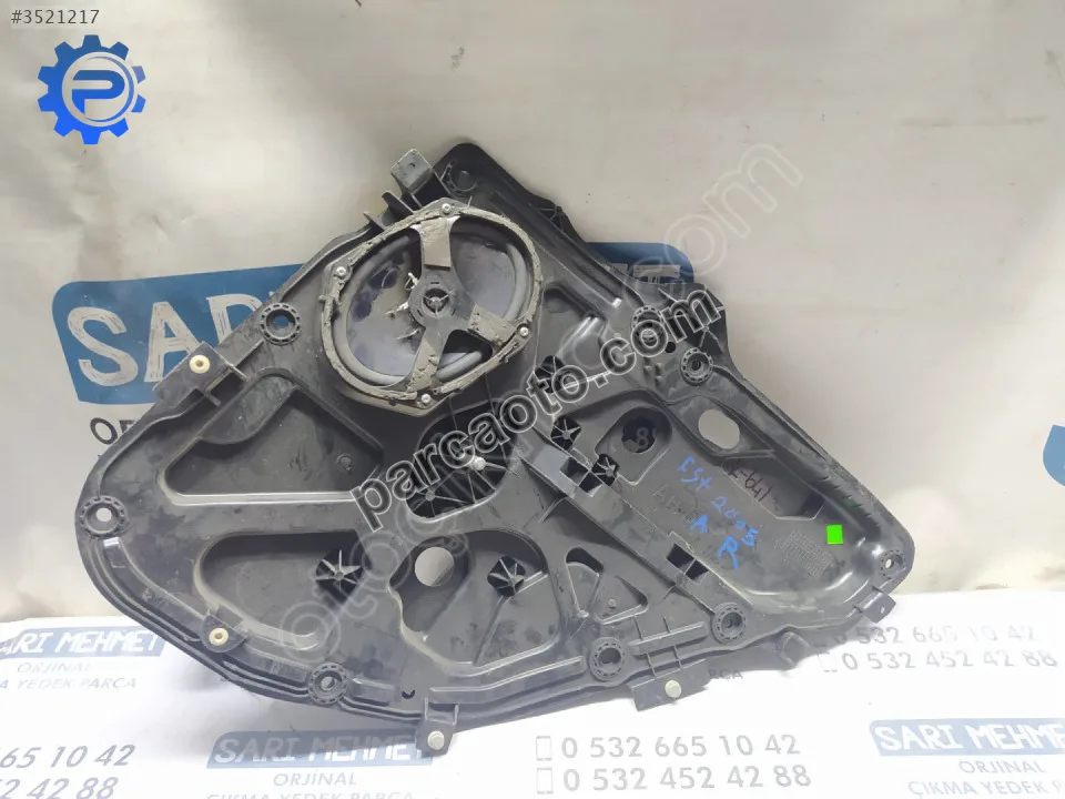 Çıkma ford fiesta sağ arka cam krikosu k-641