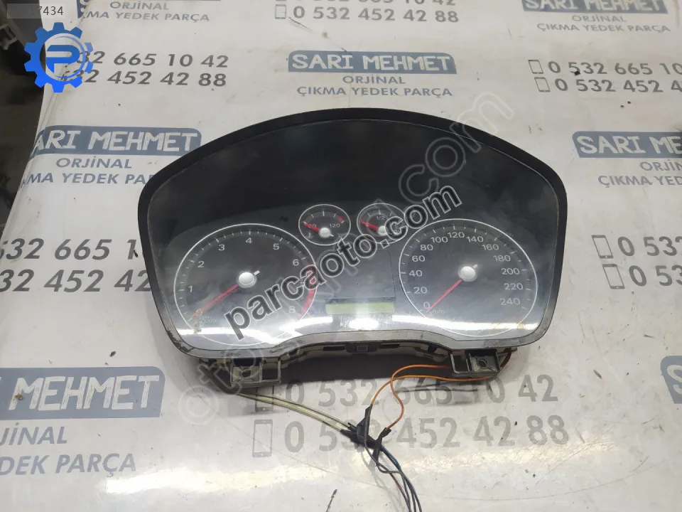 Çıkma ford focus 2 kilometre gösterge saati 3m5f-10a855-a