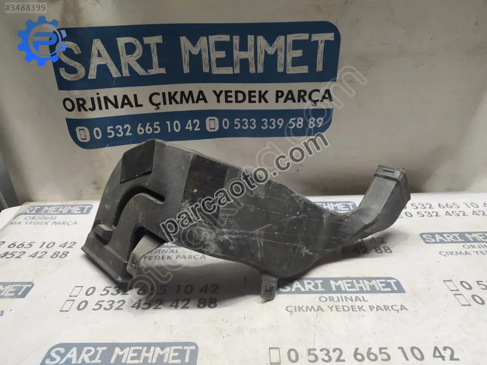 Çıkma audi a6 c7 sağ arka havalandırma borusu