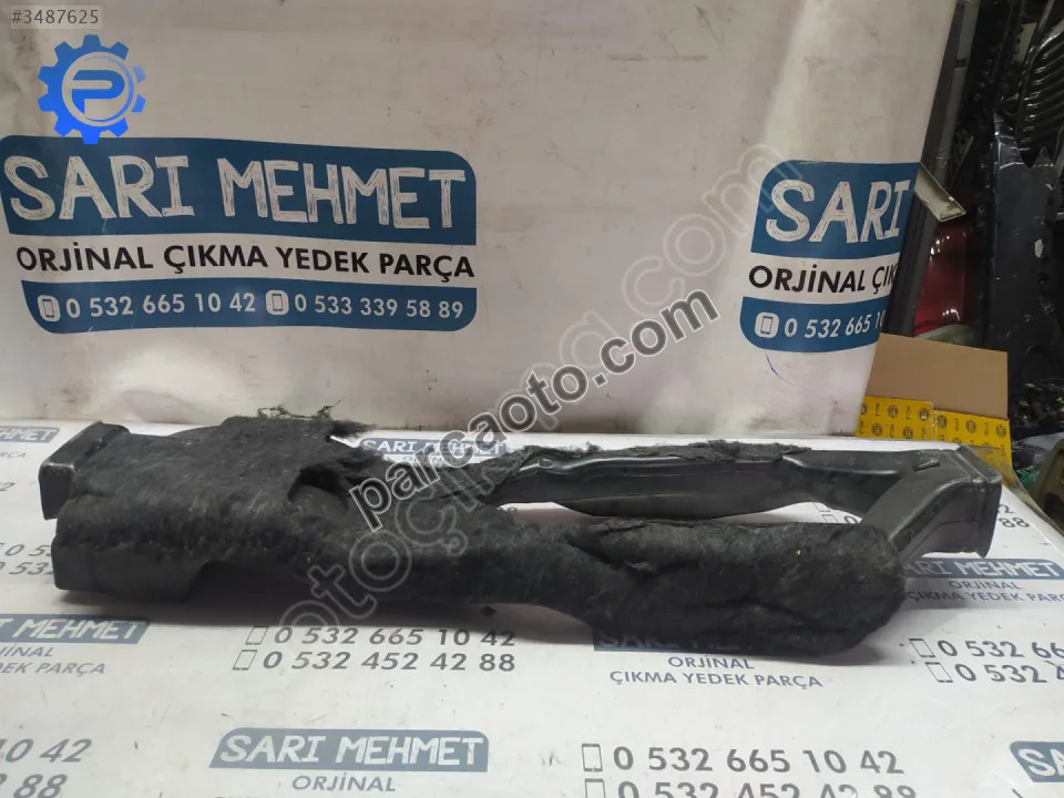 Çıkma audi a6 c7 arka koltuk havalandırma borusu