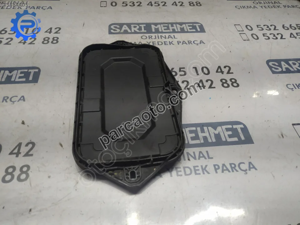 Çıkma vw passat b6 b7 sigorta kutusu kapağı