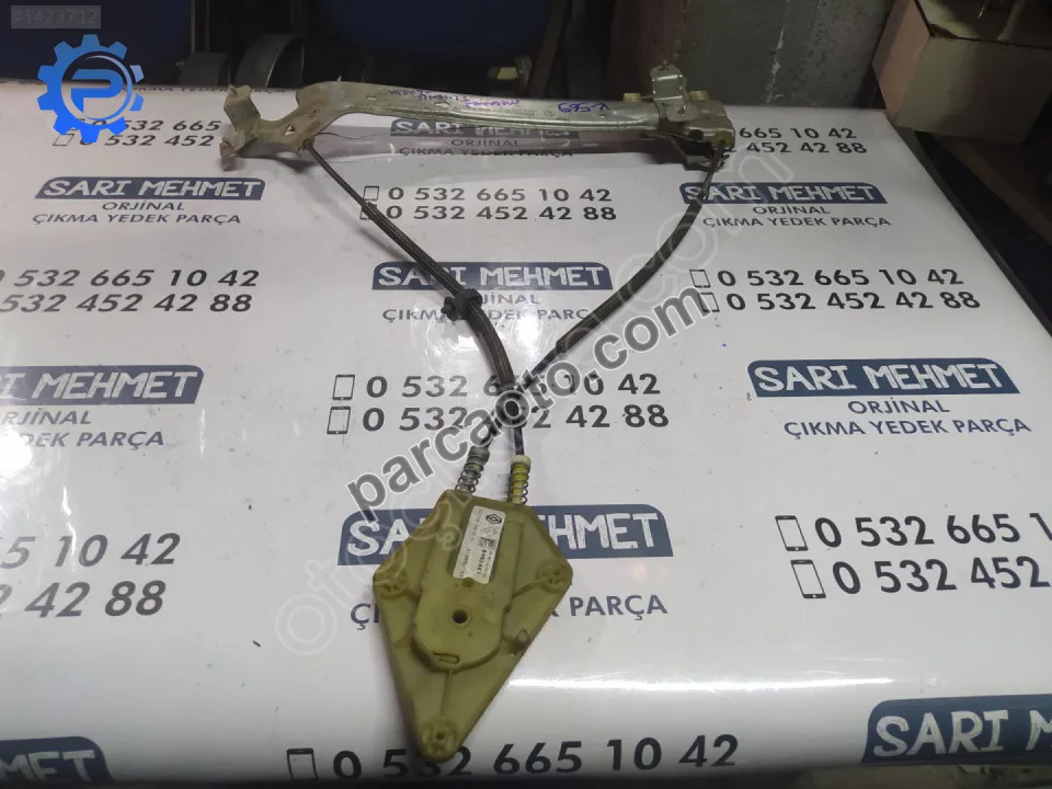 Renault Megane Cam Krikosu - Konya Selçuklu