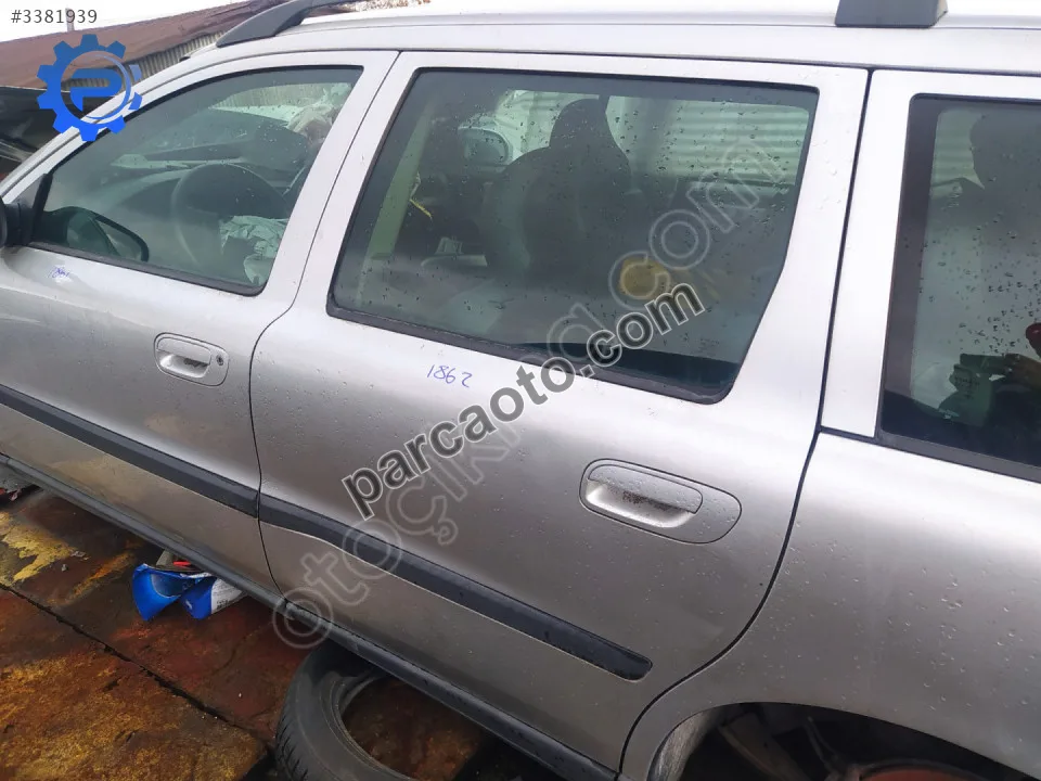 Çıkma volvo v70 sol arka kapı 1862