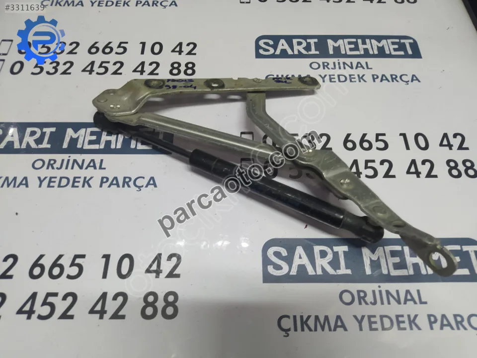 Ford Focus Kaput Menteşesi - Konya Selçuklu