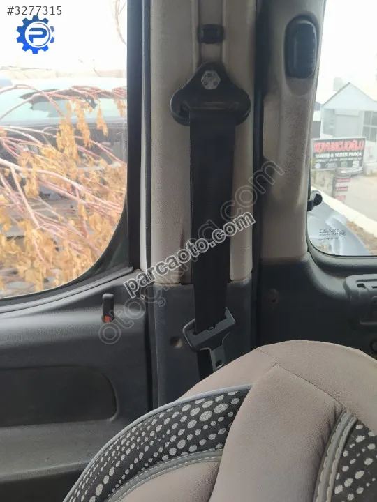 Çıkma peugeot partner sağ ön emniyet kemeri