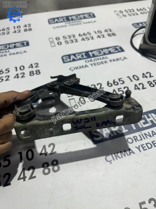 Mercedes E Serisi Kaput Menteşesi - Konya Selçuklu