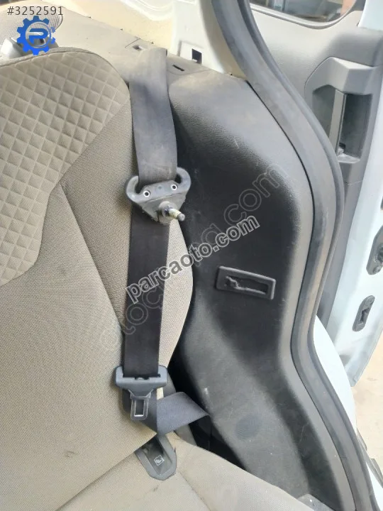 ÇIKMA FORD COURİER SOL ARKA EMNİYET KEMERİ ÇIKMA FORD COURİER SOL ARKA EMNİYET KEMERİ