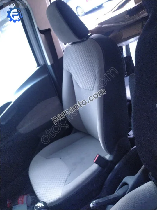 Çıkma ford courier yolcu koltuğu