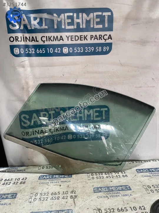 Ford Tourneo Courier Ön Cam Izgarası - Konya Selçuklu