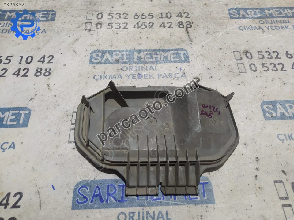 Çıkma mercedes w124 sağ far kapağı