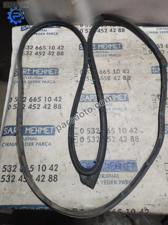 Çıkma toyota yaris sağ ön kapı çerçeve fitili