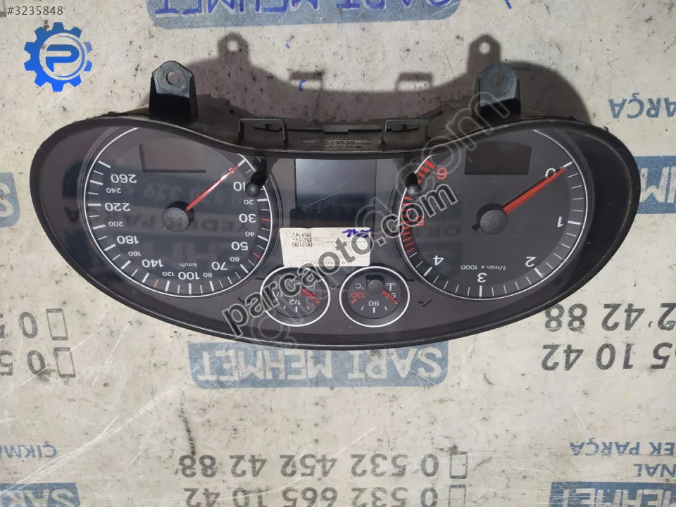 Çıkma audi a3 kilometre gösterge saati 8p0920930 q