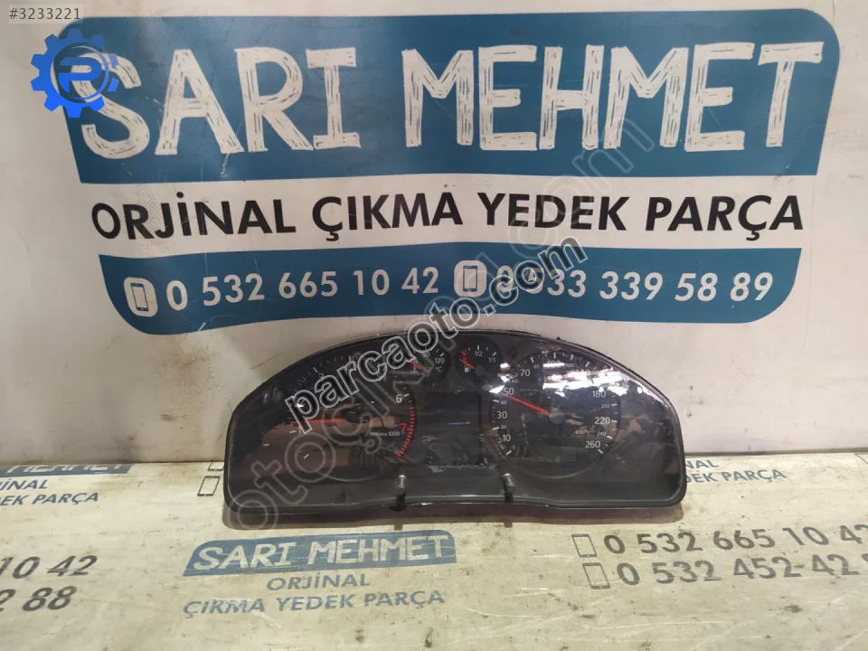 Çıkma audi a4 kilometre gösterge saati 8d0920900 b