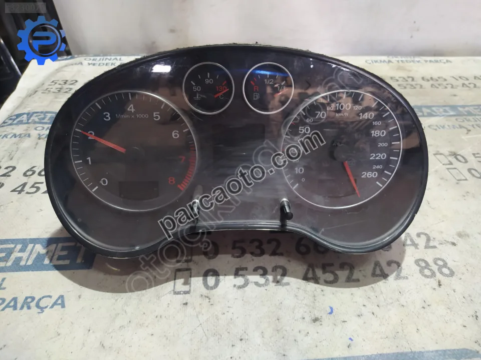 Çıkma audi a3 kilometre saati gösterge saati 8p0920930j