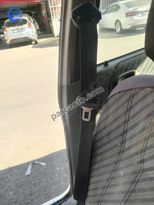 Çıkma opel astra f sağ ön emniyet kemeri