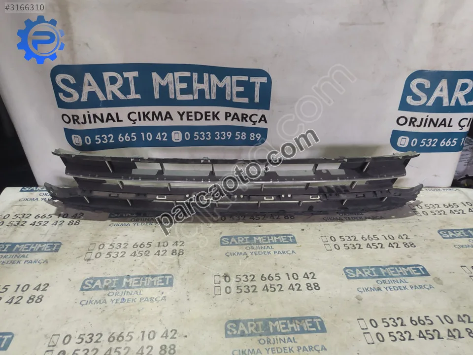 Çıkma vw passat b8 ön tampon orta ızgarası
