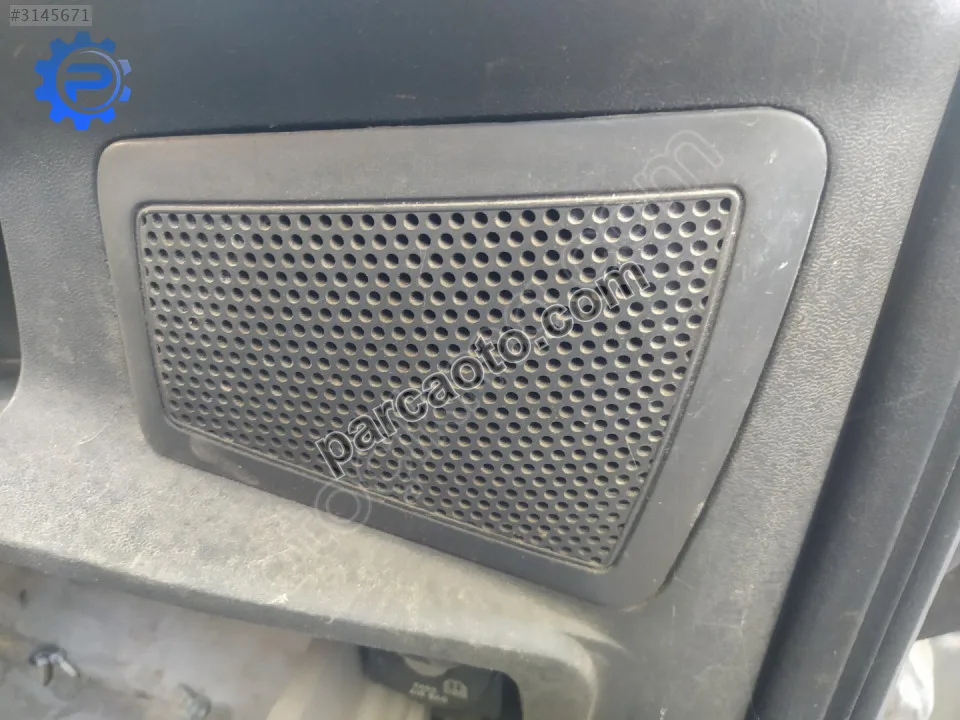 ÇIKMA FİAT DOBLO SAĞ ÖN HOPARLÖR KAPAĞI ÇIKMA FİAT DOBLO SAĞ ÖN HOPARLÖR KAPAĞI