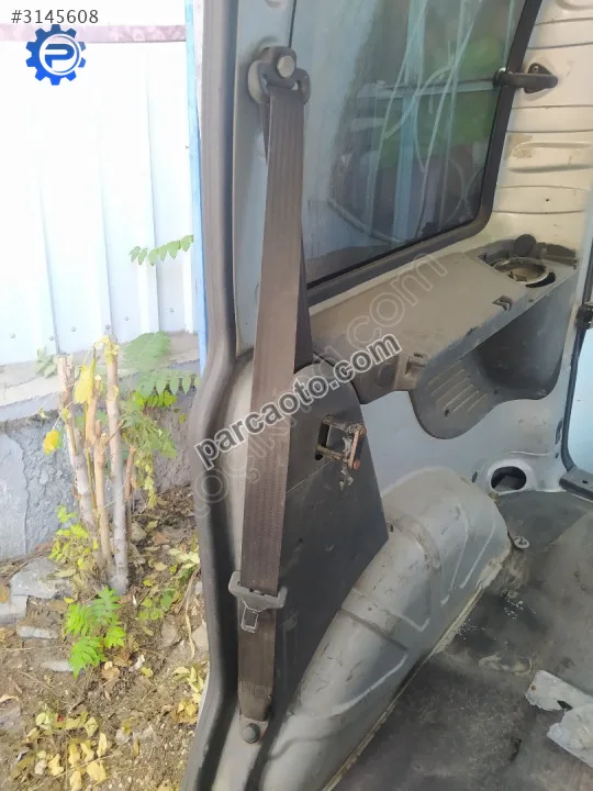 Çıkma fiat doblo sağ arka emniyet kemeri