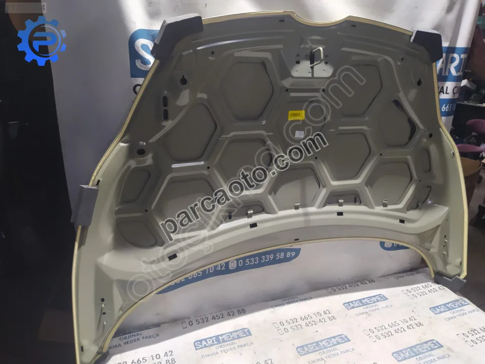 Sıfır yan sanayi ford fiesta motor kaputu 1641