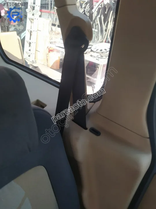 Çıkma ford connect sol arka emniyet kemeri