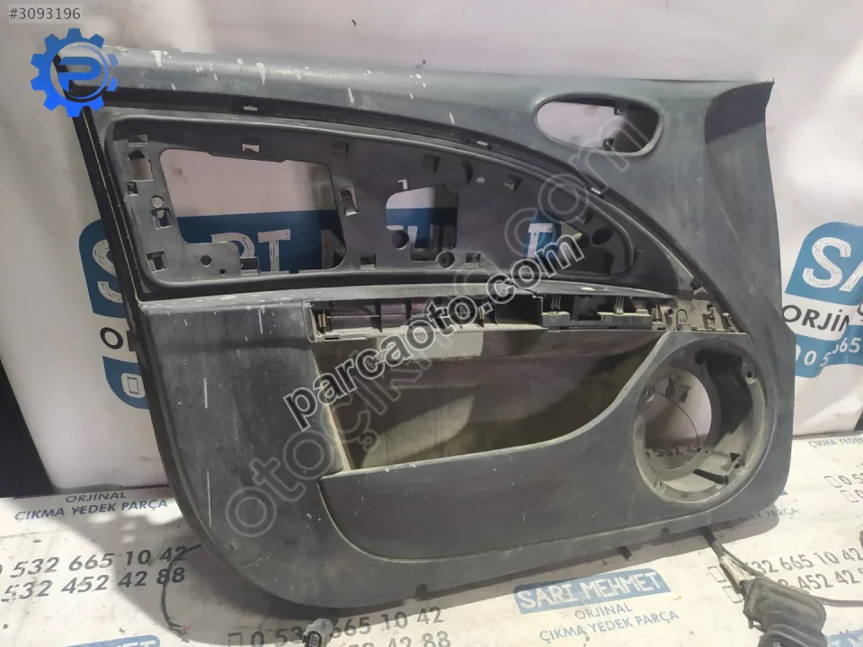 Çıkma seat leon sol ön kapı döşemesi d-334