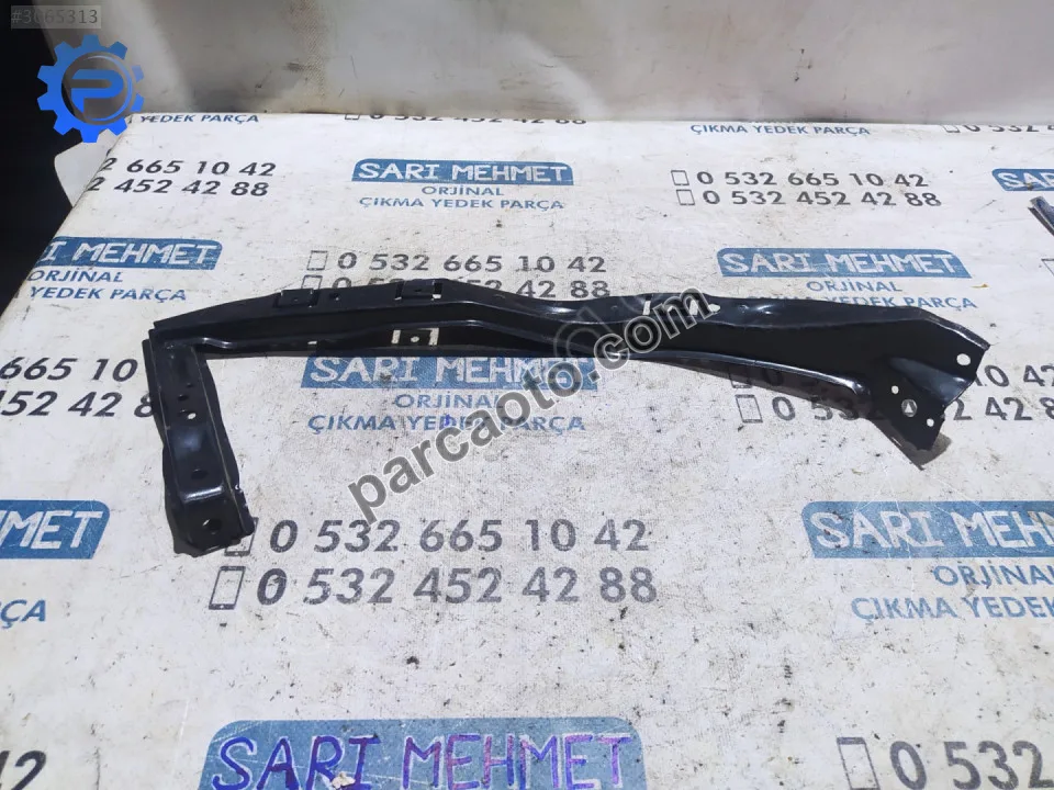 Çıkma honda civic fd6 sağ far braketi