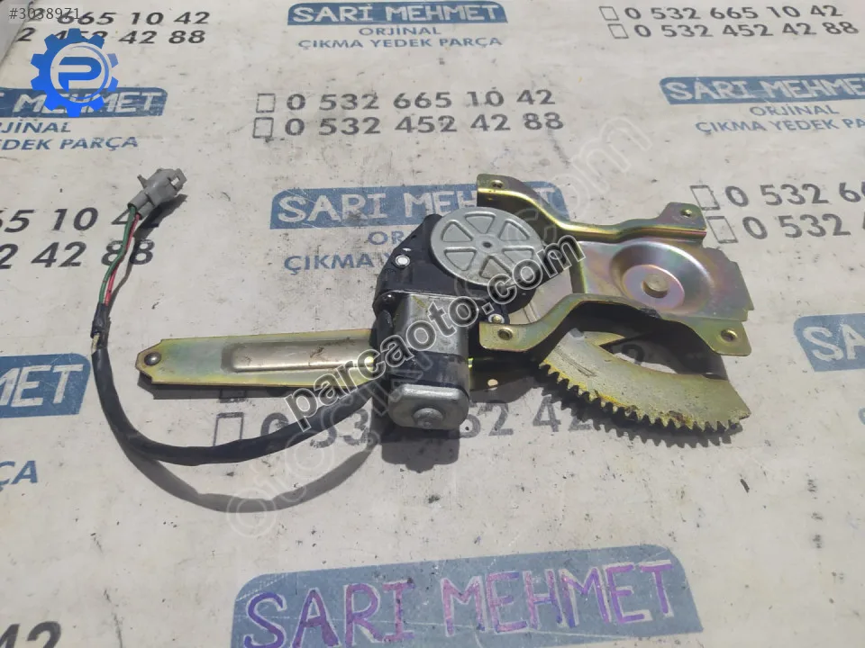 Toyota Corolla Cam Krikosu - Konya Selçuklu