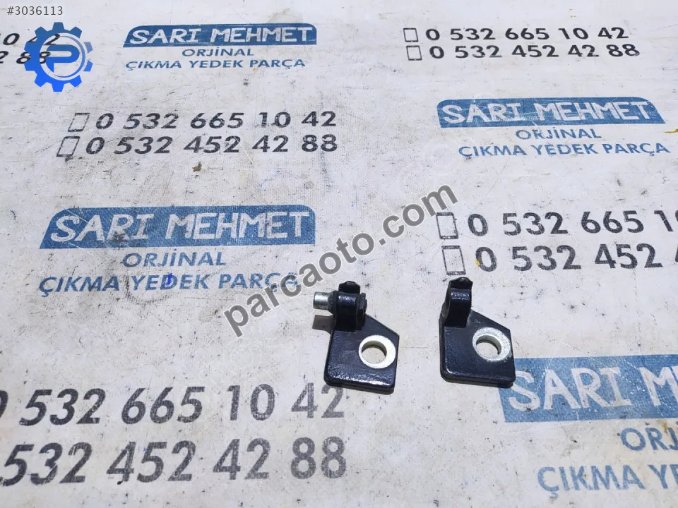 Çıkma opel corsa d sağ arka kapı menteşesi