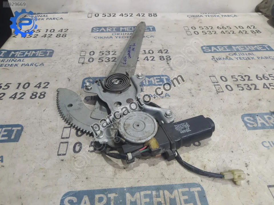 Çıkma toyota land cruiser sol ön cam krikosu k-026