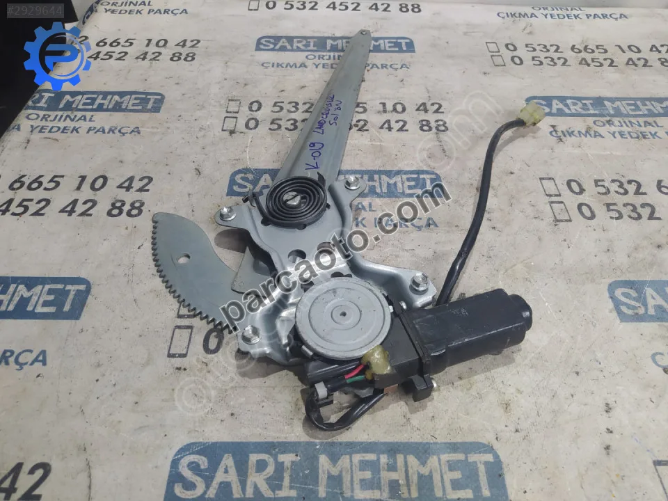 ÇIKMA TOYOTA LAND CRUİSER SOL ÖN CAM KRİKOSU K-019 ÇIKMA TOYOTA LAND CRUİSER SOL ÖN CAM KRİKOSU K-019