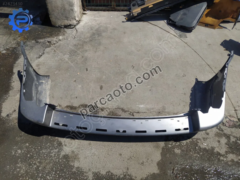 Çıkma land rover range rover sport luxury arka tampon t-144