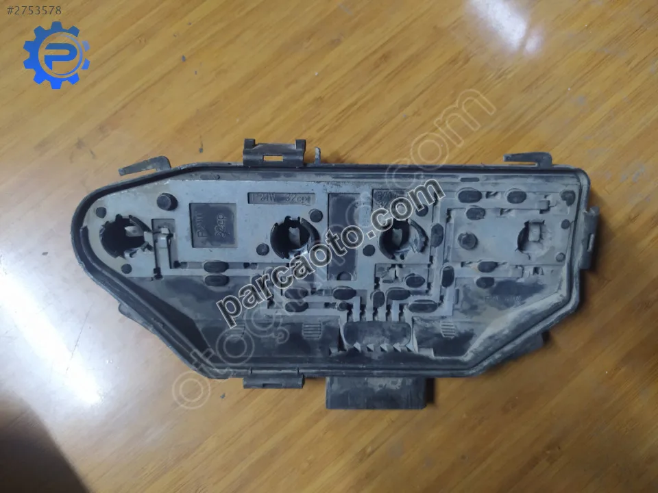 Çıkma vw transporter t5 sağ arka stop duyu 7h0945258a