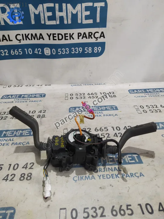 Çıkma volvo s40 v40 sinyal kolu 30623472