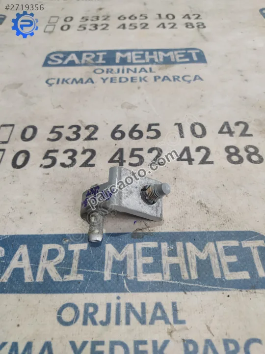 Çıkma audi a4 sol ön kapı üst menteşesi
