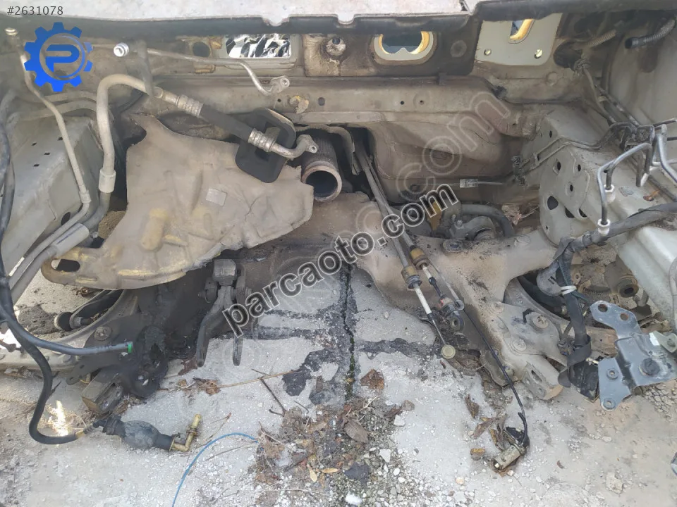 Çıkma peugeot 407 motor traversi