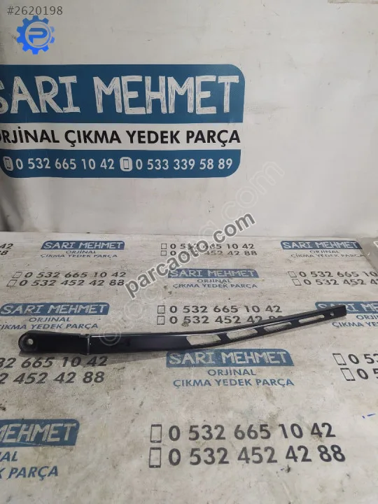 Çıkma audi a8 sol ön silecek kolu