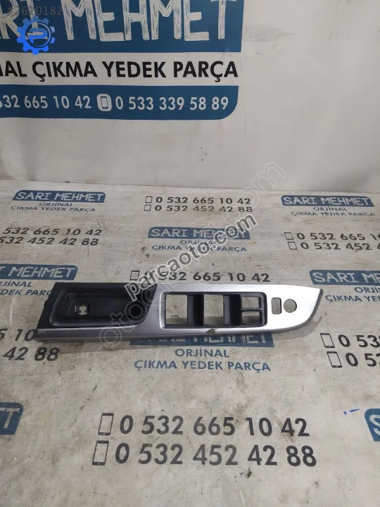 Çıkma subaru xv sol arka düğme cercevesi